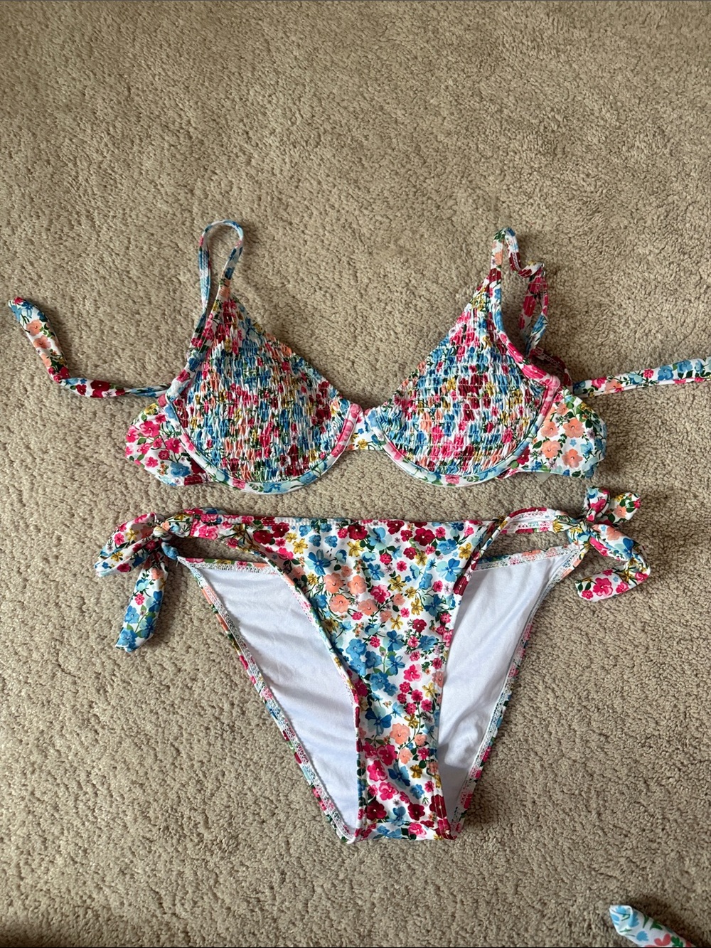 SHEIN Multicolor Floral Smocked Padded Underwire Bikini Set